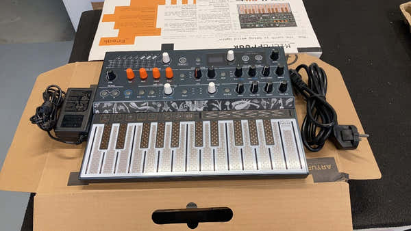 Arturia MICROFREAK - B Stock