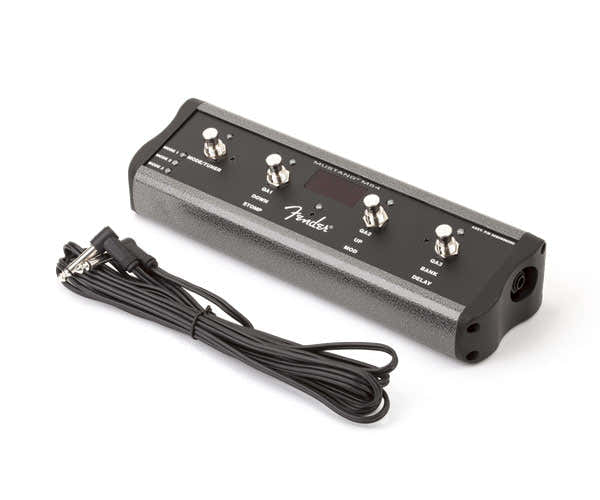 Fender 4-BUTTON FOOTSWITCH: PRESET UP DOWN QUICK ACCESS EFFECTS ON/OFF OR TAP TEMPO WITH 1/4" JACK
