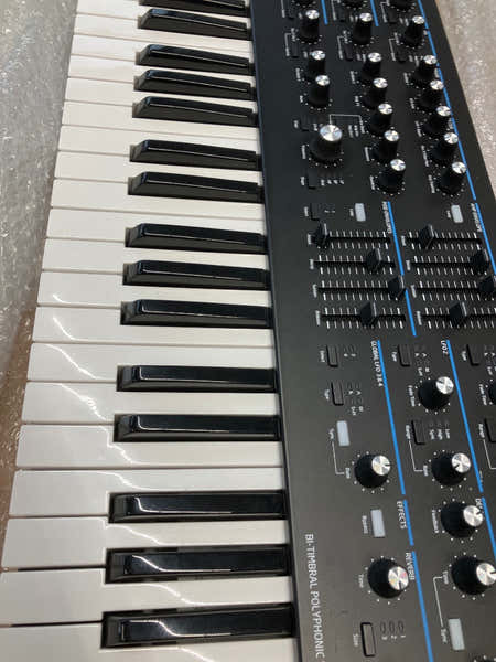 Novation Summit - Stock B