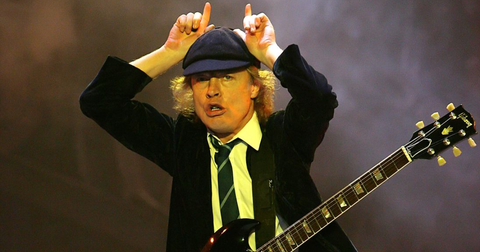 Angus Young und die Gibson SG, die AC/DC erbeben ließ