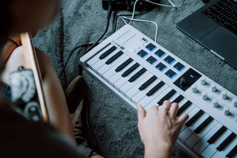 Arturia MiniLab 37: das kompakte MIDI-Keyboard bekommt 37 Tasten