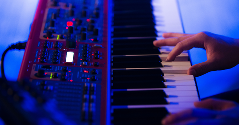 Welches Digitalpiano für Einsteiger? Komplett-Guide