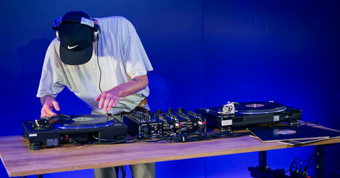 DJ-Einsteiger-Equipment: der komplette Einkaufsführer für die richtige Ausstattung