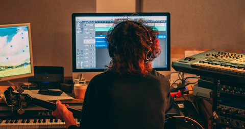 Wie produzierst du deinen ersten elektronischen Track?