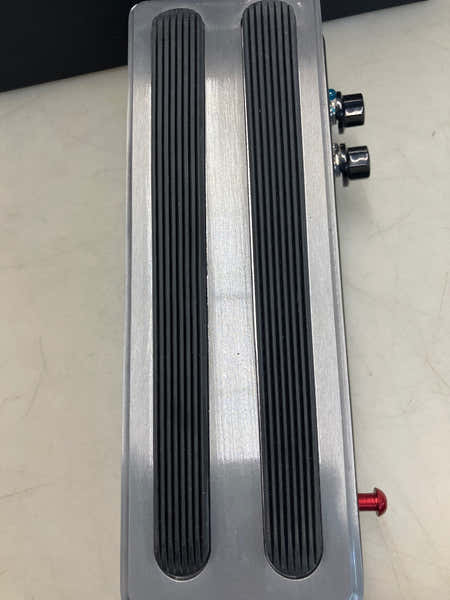 Dunlop CUSTOM BADASS CRY BABY - B Stock