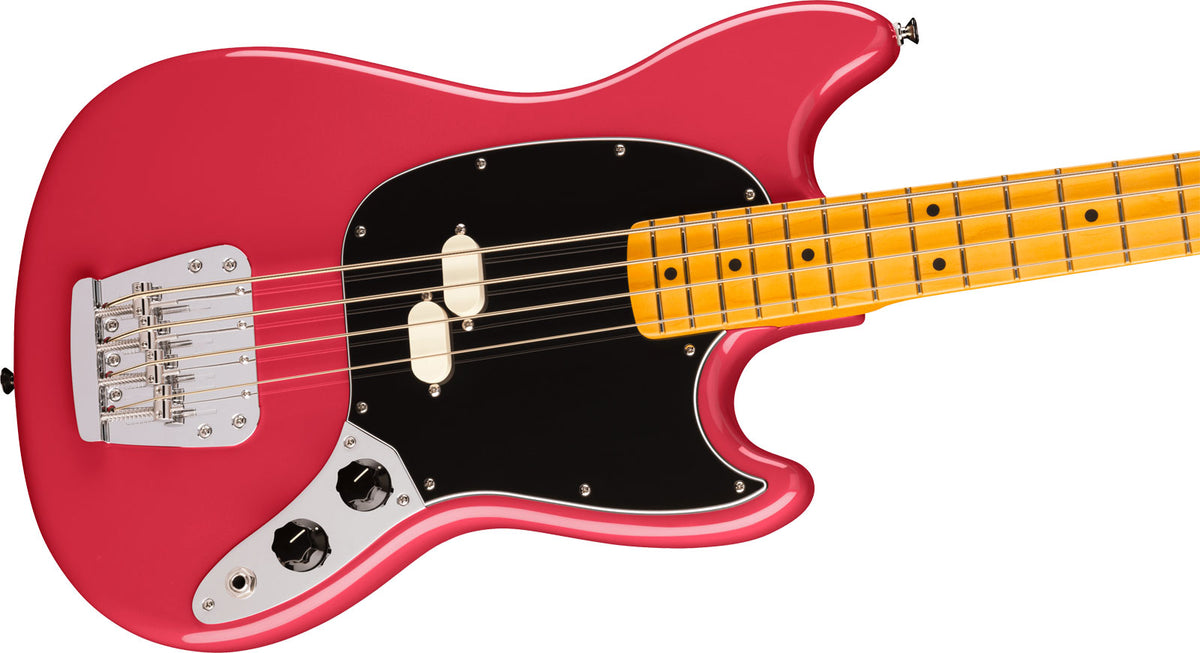 American Professional Classic Mustang Bass MN Verblasstes Dakota Red