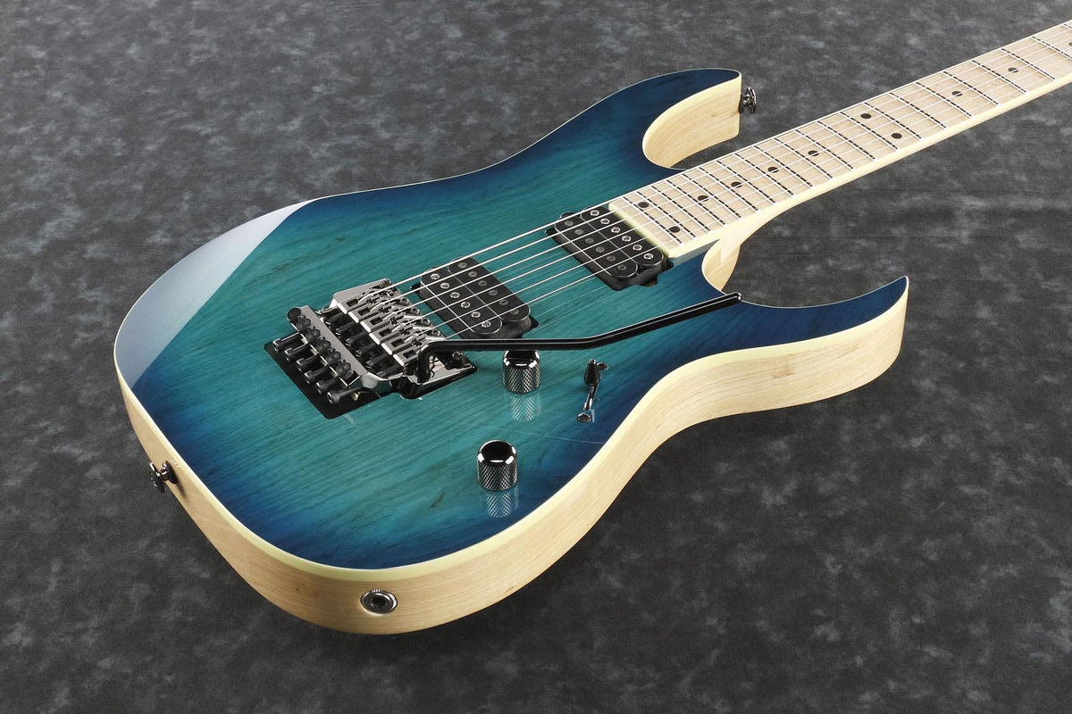 RG652AHM-NGB Nebelgrün Burst Prestige