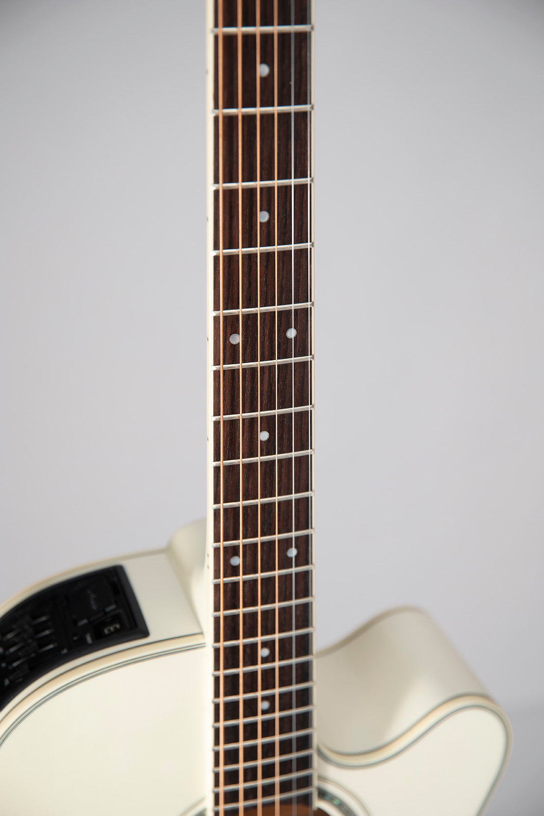 GN37CE PW Nex Cutaway Perlmuttweiß