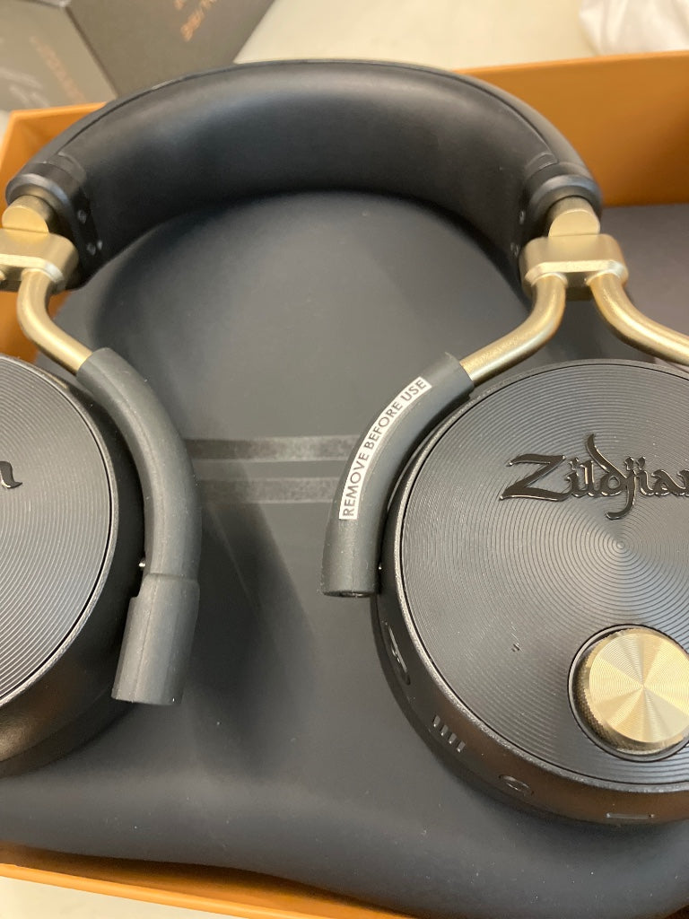 ZXHP0012 - ALCHEM-E BLACK - B Stock