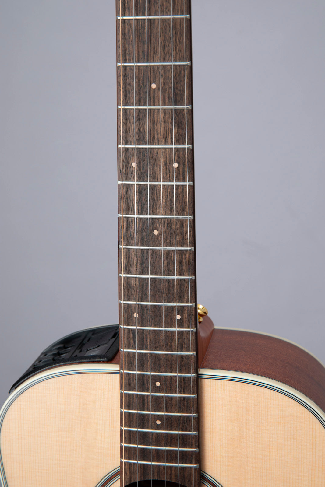 GP3HSE 3/4 Takamini Dreadnought Elektro Natürlich Satin
