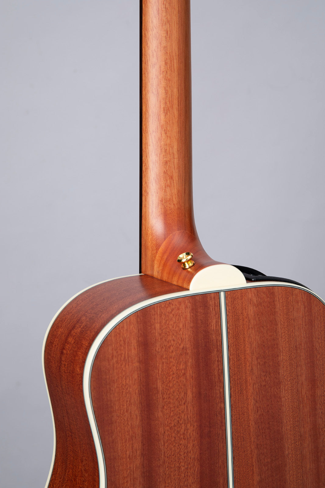 GP3HSE 3/4 Takamini Dreadnought Elektro Natürlich Satin