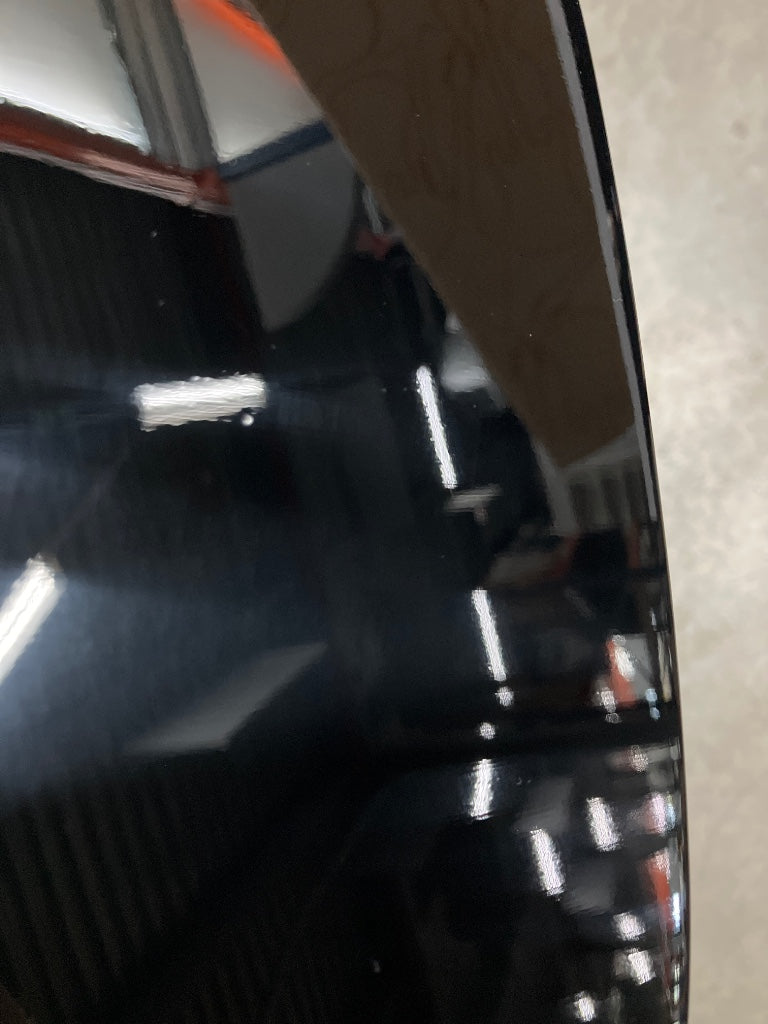T118A-Blk T118 Auditorium Schwarz - B-Ware