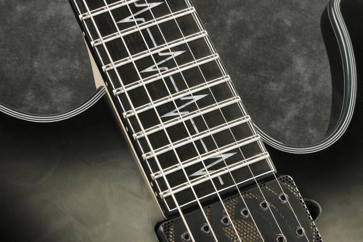 JIVA10-DSB Deep Space Blonde Signatur Nita Strauss