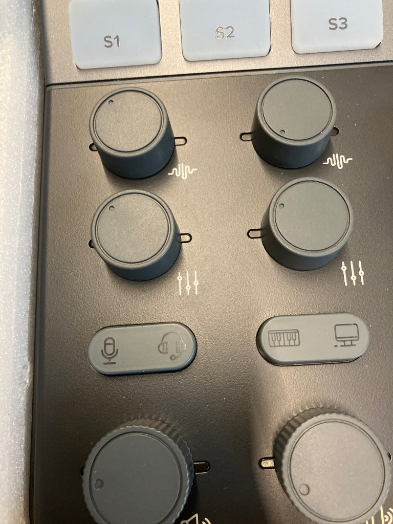 M CASTER STUDIO B-Stock