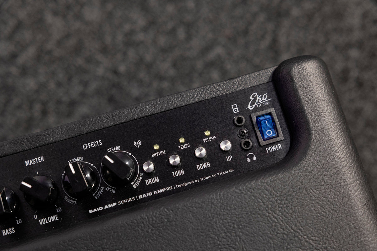 BAIO Amp 25 - kompakter Modeling-Verstärker + Effekte + Schlagzeug + Bluetooth