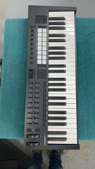 Launchkey 49 MK4 - B Stock