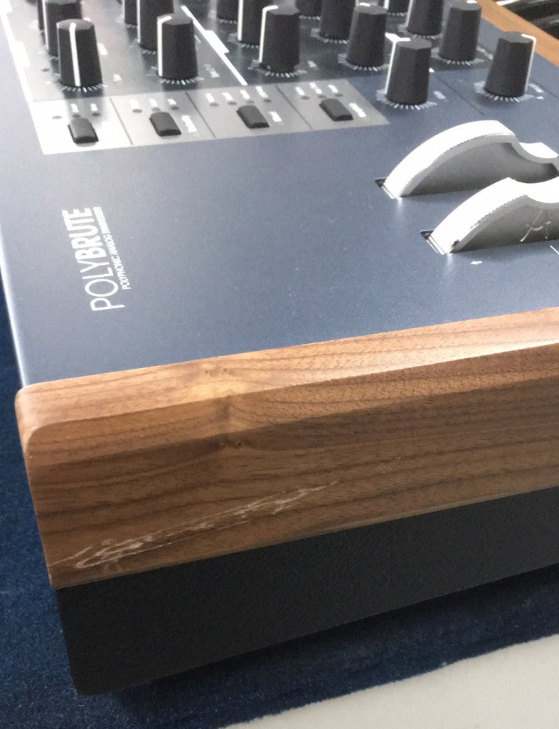 POLYBRUTE - B Stock