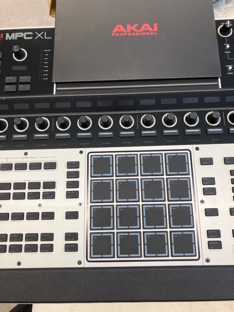 MPC-XL - B-Ware