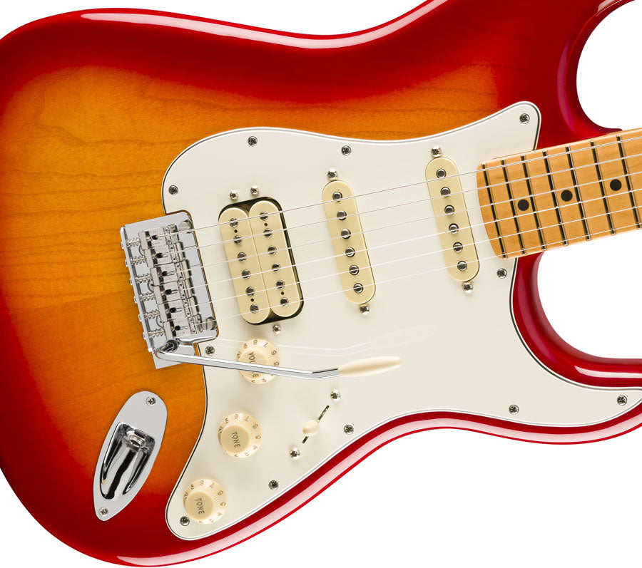Stratocaster HSS Player II MN gealterter Kirsch-Burst