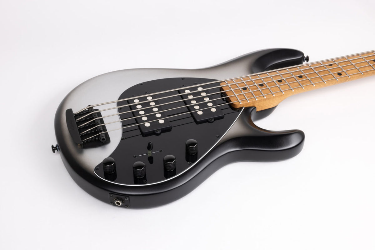 Stingray 5 Special HH Schwarz Rock