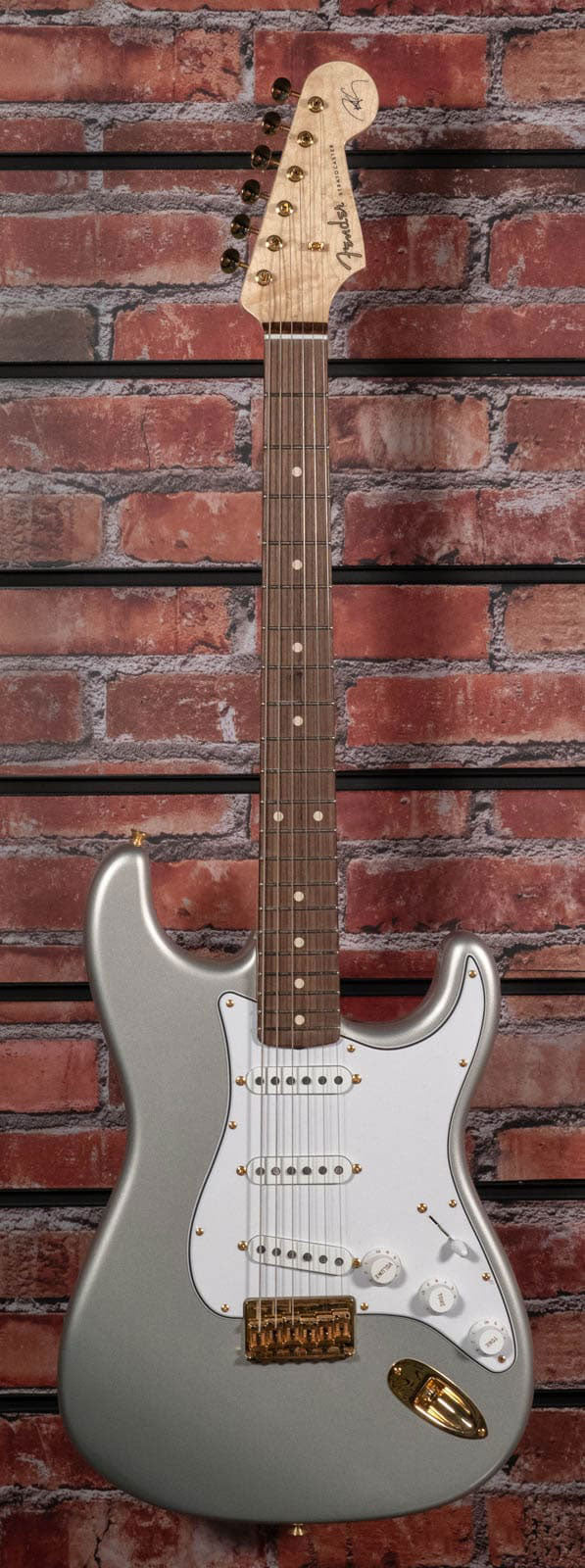 Stratocaster Robert Cray NOS mit GH Inca Silver Signature Artist 2025