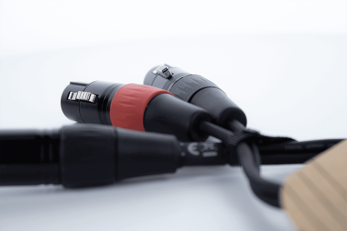 Y-Kabel XLR-Stecker / 2 XLR-Buchsen 30 CM