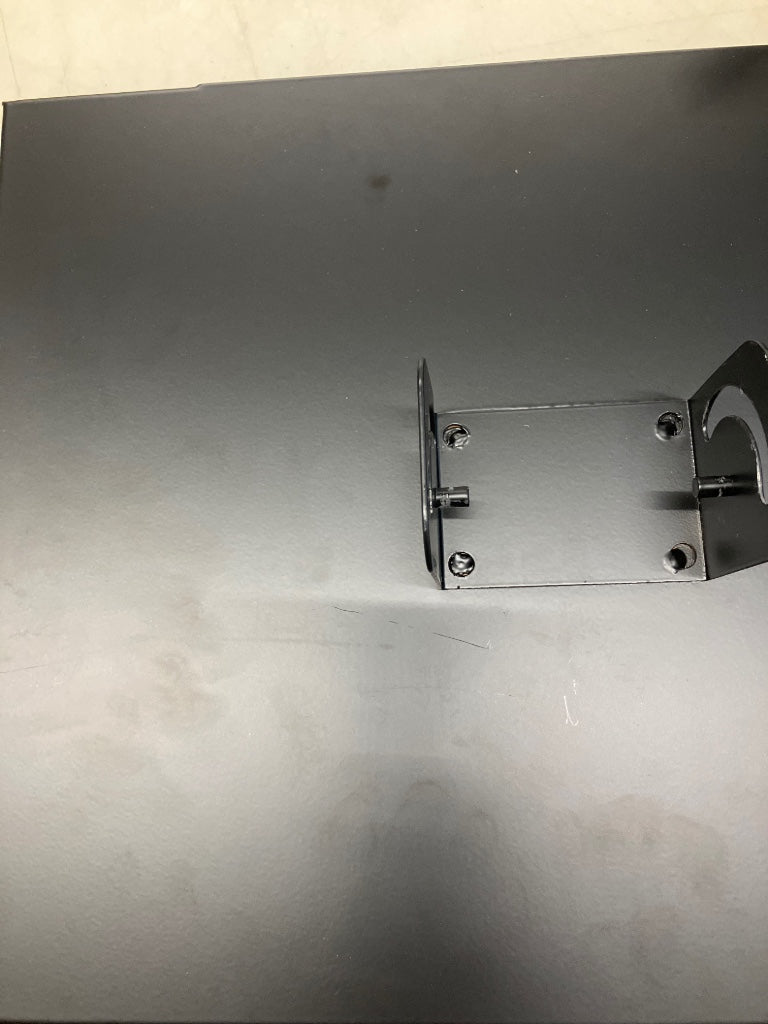 LPH/001 Stand - B Stock
