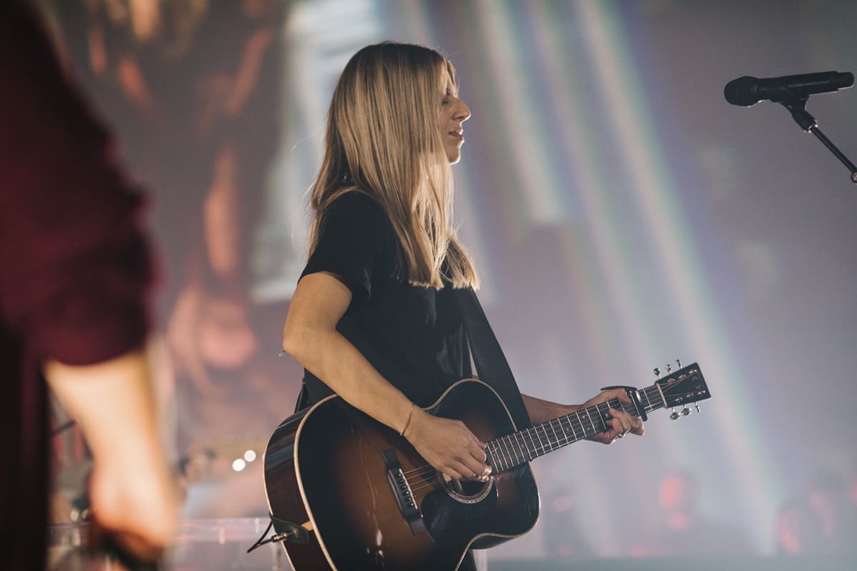 000-28 Brooke Ligertwood Sunburst
