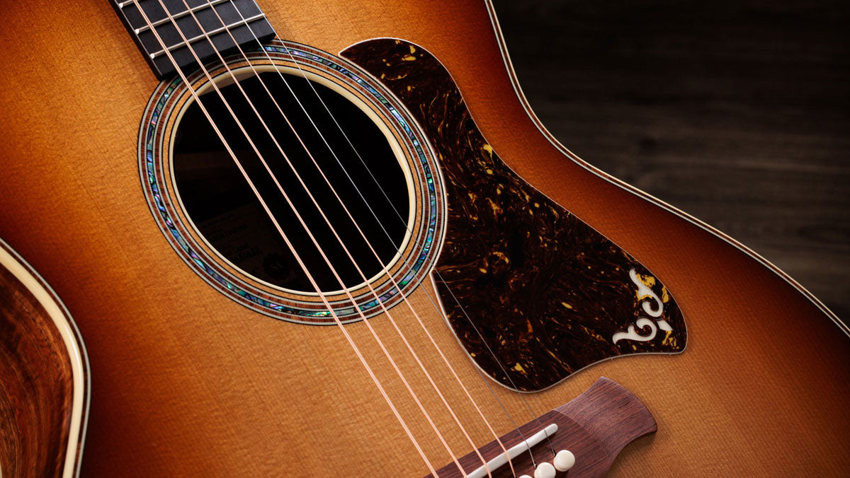 Gold Label K14e Hawaiianisches Koa Sunburst Grand Auditorium