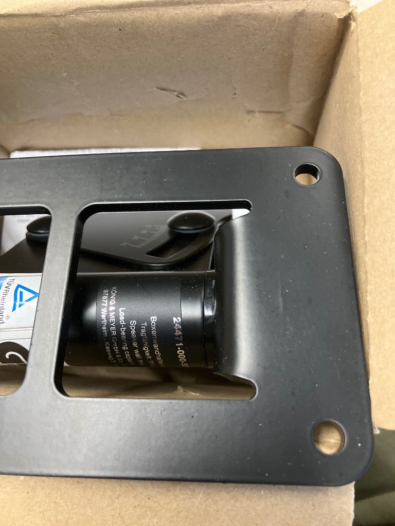 24471 WALL MOUNT - B Stock