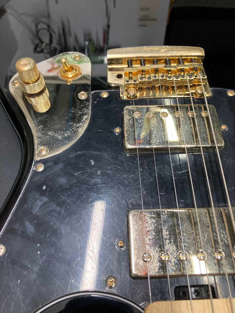 Stingray Black Jared Dines Signature Gold - B Stock
