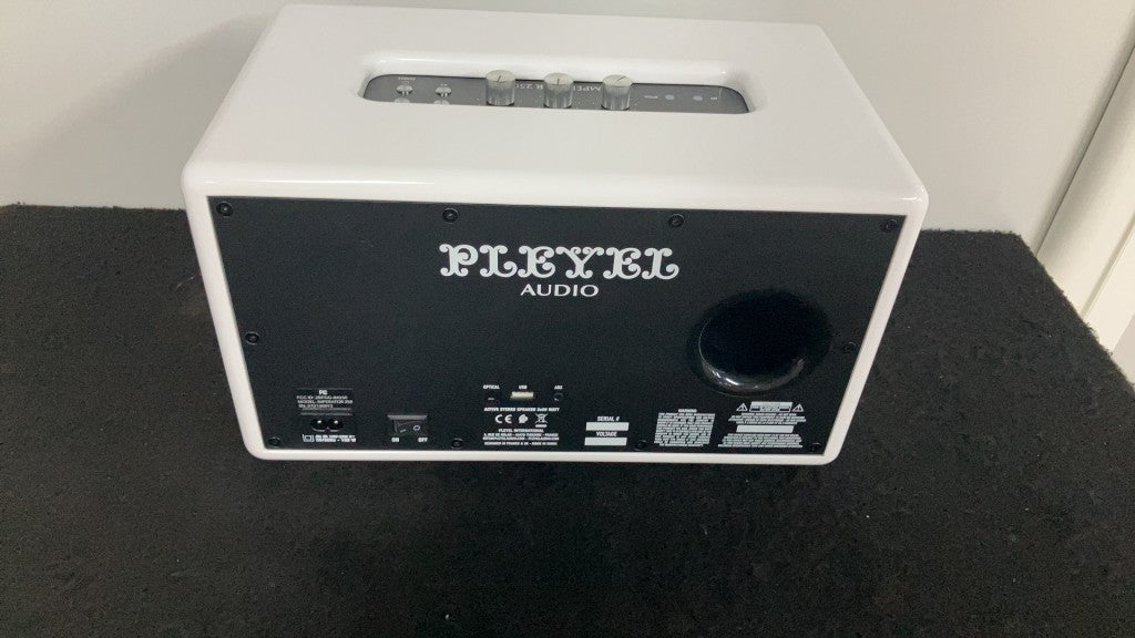 IMPERATOR SPEAKER WHITE - B Stock