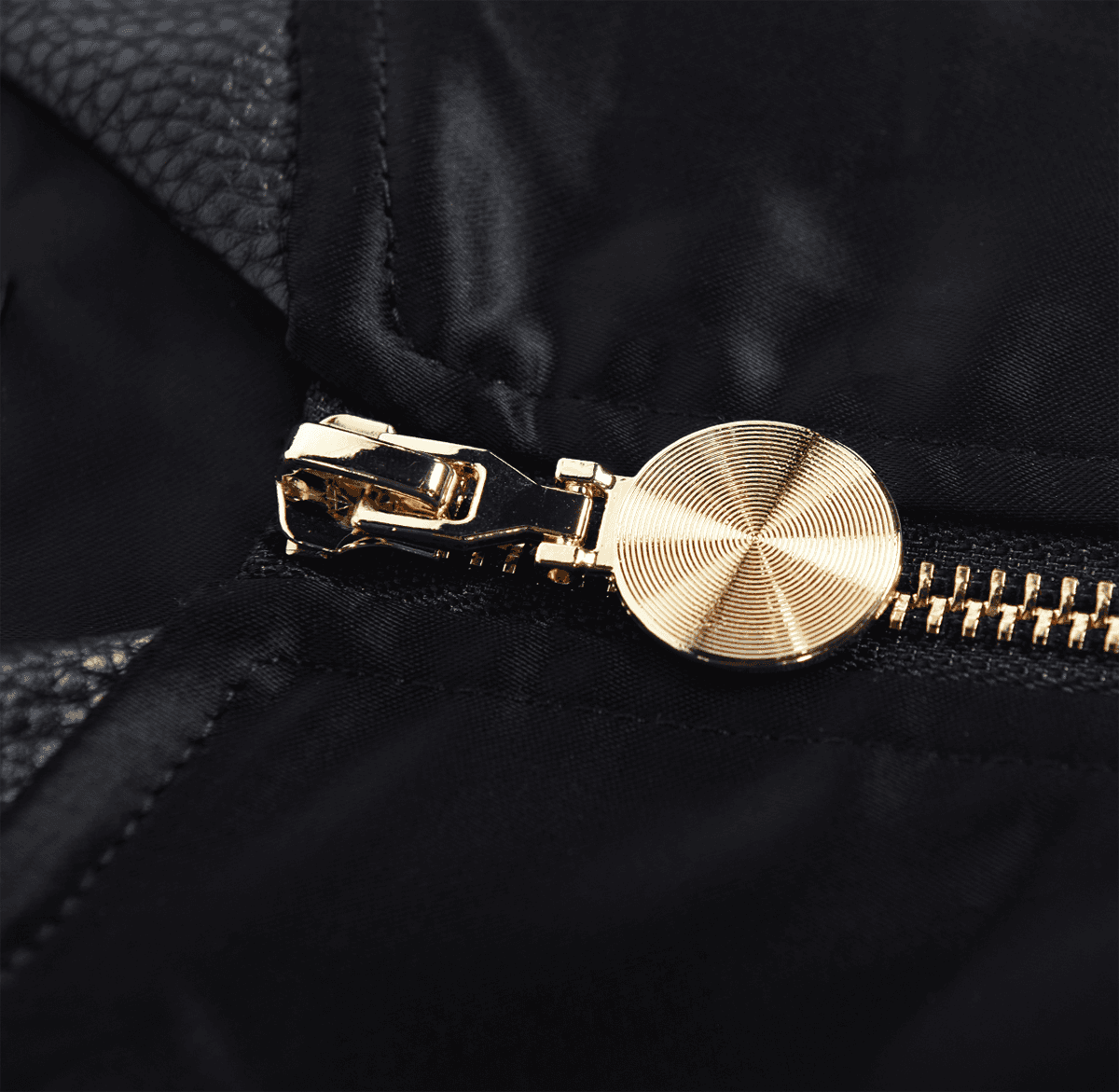 "S" Satin-Bomberjacke zum 60-jährigen Jubiläum
