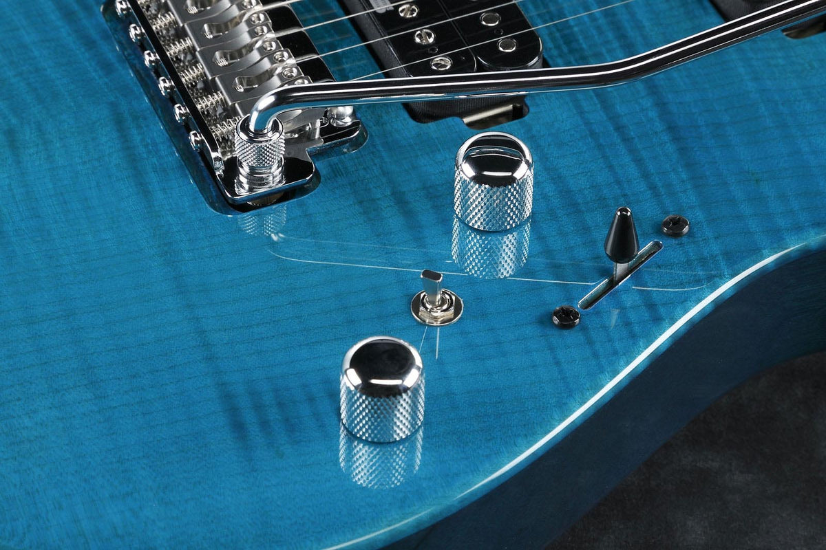 MM1-TAB Transparent Aqua Blue Signature Martin Miller