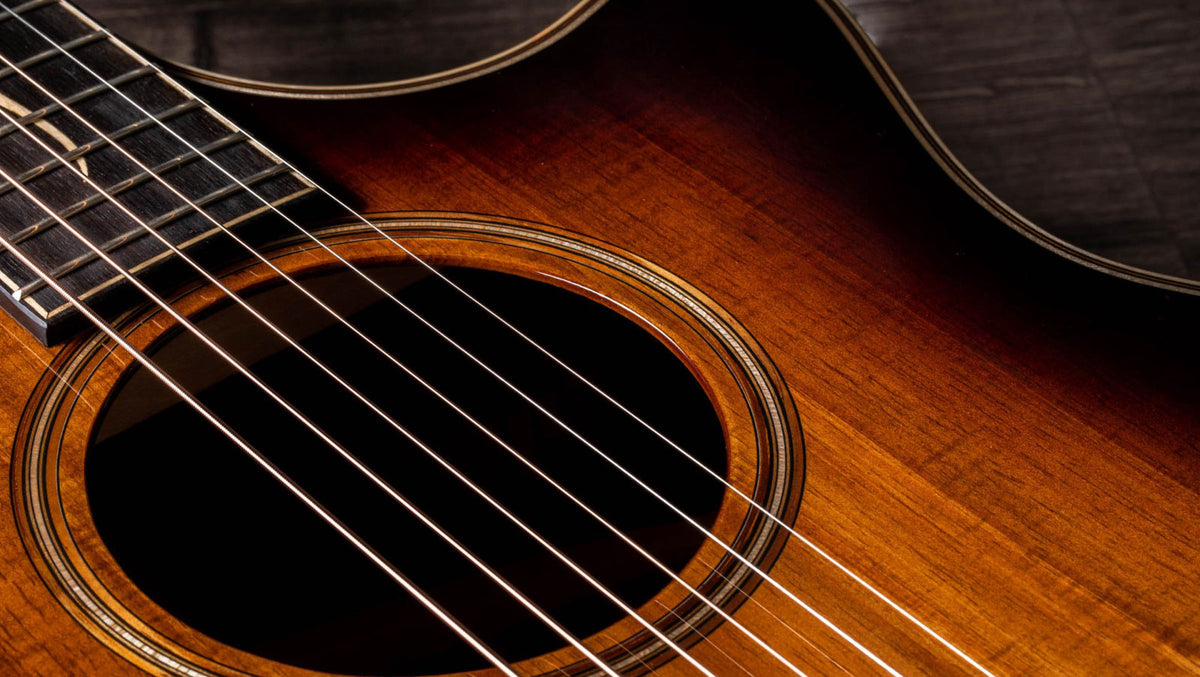 K24ce Hawaiianisches Koa Schattiertes Edgeburst Grand Auditorium