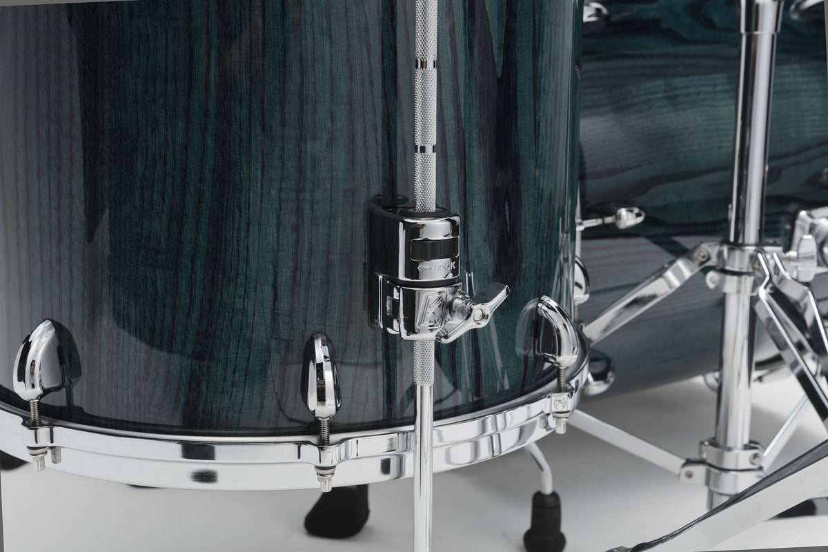 Star Walnut Stage 22 Hellindigo Japanische Kastanie
